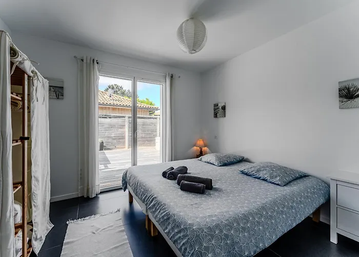 La Sirelis Piscine Et Semesterbostad