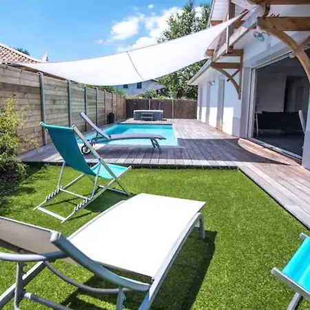 Holiday home La Sirelis Piscine Et Gujan-Mestras