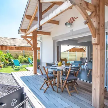 Holiday home La Sirelis Piscine Et Gujan-Mestras