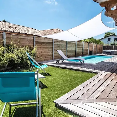 Holiday home La Sirelis Piscine Et