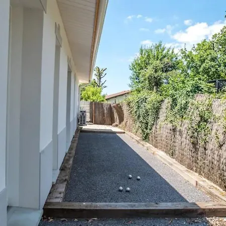 Holiday home La Sirelis Piscine Et Gujan-Mestras