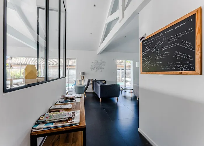 Nyaraló La Sirelis Piscine Et