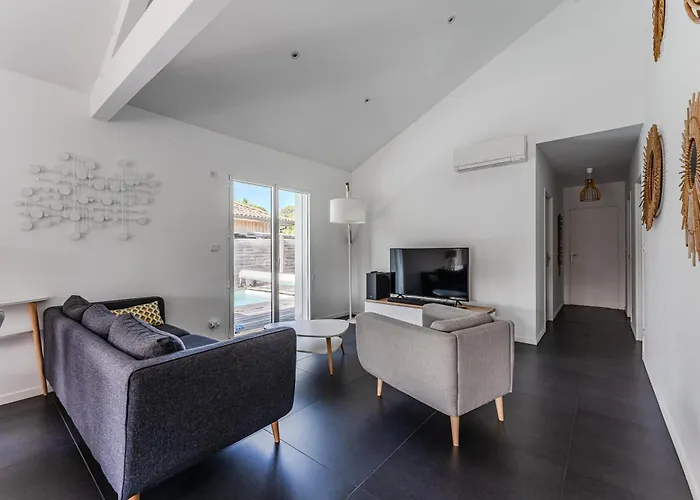 La Sirelis Piscine Et Nyaraló Gujan-Mestras