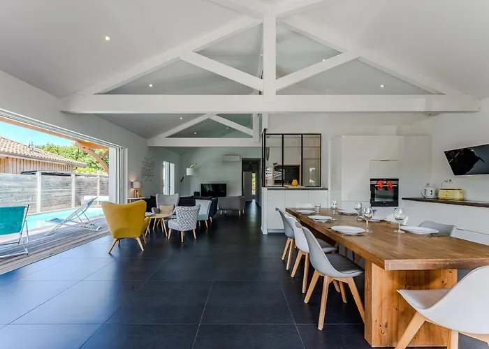 La Sirelis Piscine Et Nyaraló Gujan-Mestras